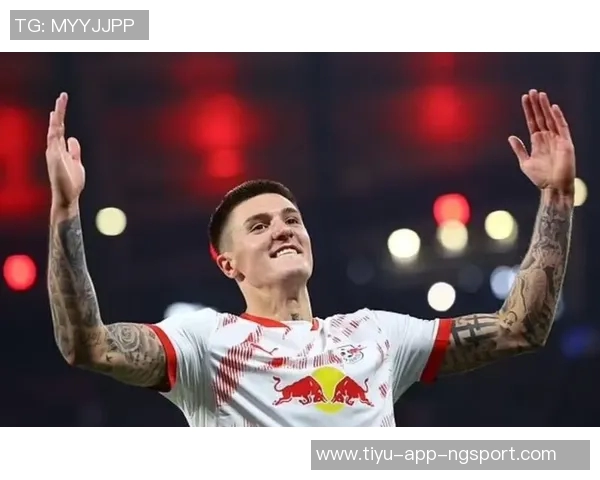 曼联前球员质疑球队引进舍什科的决策与适配性问题