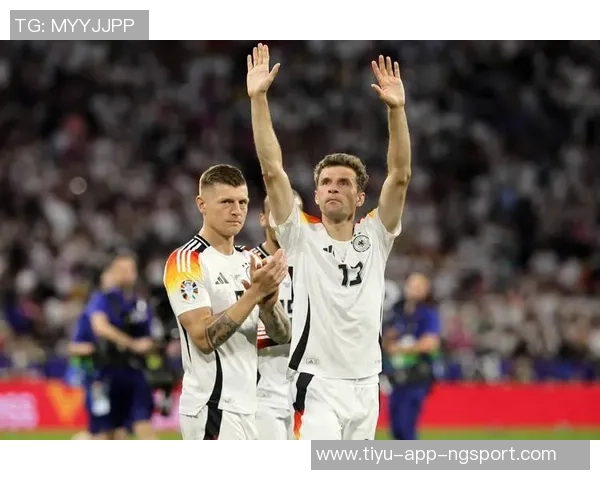 阿尔巴与布斯克茨宣布退役穆勒致敬两位传奇球员 阿尔巴与布斯克茨宣布退役穆勒致敬两位传奇球员